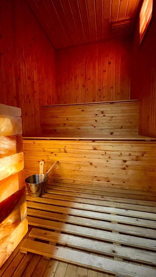 Sztar Motel Etterem Balassagyarmat Exterior foto
